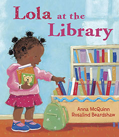 洛拉在图书馆